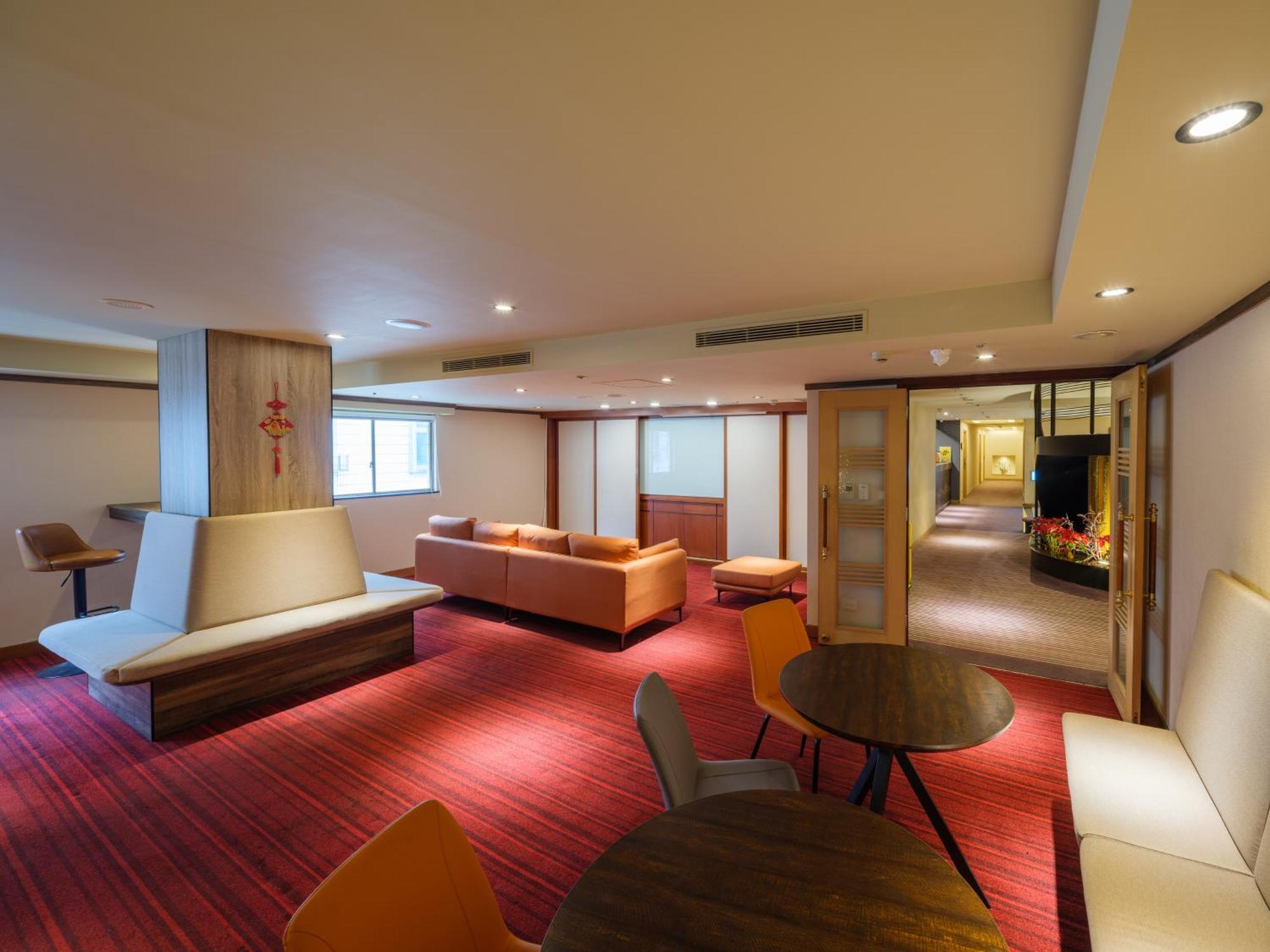 Rich & Free Hotel - Fuzhong 富逸旅趣-板橋府中館 Taipei Bagian luar foto